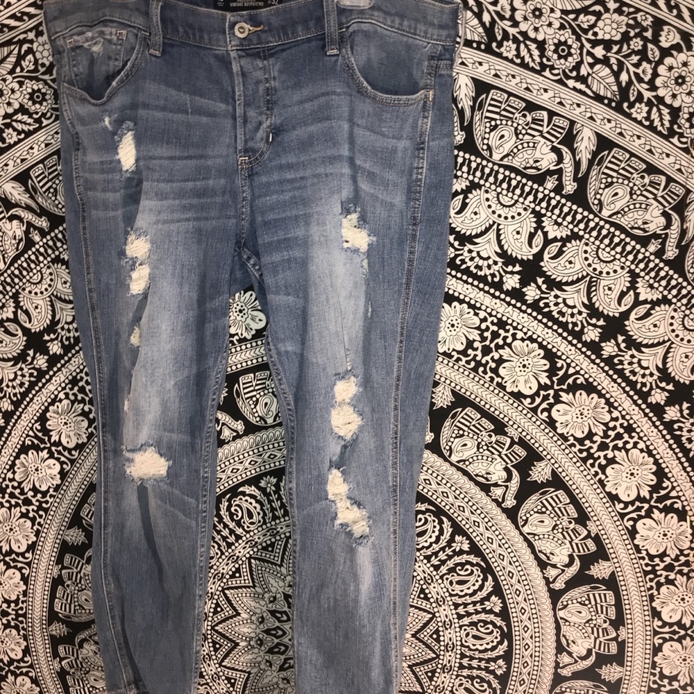 Distressed vintage boyfriend blue jeans